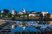 Frankreich, Maine et Loire, Angers, der Flusshafen und das Schloss der Herzöge von Anjou
