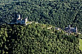 Frankreich, Aveyron, Najac, ausgezeichnet mit 'Les Plus Beaux Villages de France' (Die schönsten Dörfer Frankreichs) (Luftaufnahme)