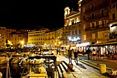 Abends an Hafen mit Cafes und Altstadt Bastia, Nord- Korsika, Frankreich