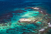 Luftaufnahme von Mopian, The Grenadines, St. Vincent und The Grenadines, Westindische Inseln, Karibik, Mittelamerika