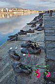 The Shoes on the Danube memorial to Jews shot by Arrow Cross militiamen in 1944 and 1945, Budapest, Hungary, Europe