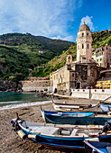 Santa Margherita di Antiochia Church, Vernazza, Cinque Terre, UNESCO World Heritage Site, Liguria, Italy, Europe