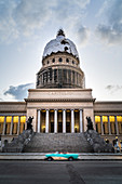 El Capitolio Gebäude in der Abenddämmerung, UNESCO-Weltkulturerbe, Havanna, Kuba, Westindische Inseln, Karibik, Mittelamerika