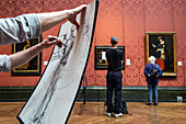 Zeichner in der National Gallery, London, Grossbritannien, Europa