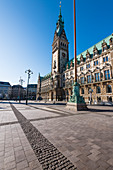 Der leere Rathausmarkt mit dem Rathaus in den frühen Morgenstunden, Altstadt, Hamburg, Deutschland