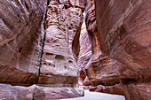 Der Eingang zur antiken Stadt von Petra in Jordanien