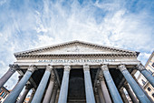 Frontansicht des Pantheon in Rom, Italien