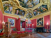 Frankreich, Yvelines, Château de Versailles, von der UNESCO zum Weltkulturerbe erklärt, das Merkurzimmer war eines der Schlafzimmer des Königs mit der Uhr von Morand