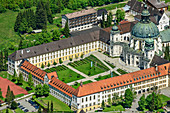Tiefblick auf Kloster Ettal, Ettal, Oberbayern, Bayern, Deutschland