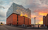 Elbphilharmonie im Hamburger Hafen, Hamburg, Deutschland