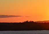 Glühender Abendhimmel nach dem Sonnenuntergang, Särna, Dalarna, Schweden