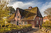 Historisches Reetdachhaus in Tinnum, Sylt, Schleswig-Holstein, Deutschland