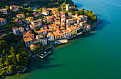 Luftaufnahme von Rezzonico, Provinz Como, Comer See, Italien, Europa
