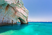 Die Blauen Grotten, besondere geologische Formationen, eine Reihe von Grotten entlang der Nordwestküste der Insel Zakynthos, Zakynthos, Ionische Inseln, Griechenland, Europa