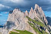 Seceda-Gipfel im Sommer, St. Ulrich, Provinz Bozen, Trentino-Südtirol, Italien