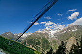 Kuonen suspension bridge, longest suspension bridge in the world, Weißhorn in the background, Kuonen suspension bridge, Europaweg, Randa, Valais Alps, Valais, Switzerland