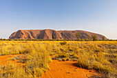 Uluru (Ayers Rock), Nationalpark Uluru-Kata Tjuta, Northern Territory, Zentralaustralien, Australien