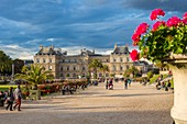 Frankreich, Paris, Luxemburg-Garten, Palais du Luxembourg und Sitz des Senats seit 1799