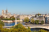 France, Paris, area listed as World Heritage by UNESCO, Ile de la cite with Notre Dame Cathedral