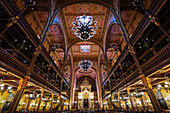 Innenraum der Dohany Street Synagoge, Budapest, Ungarn, Europa