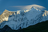 Wolkenstimmung über Fiescherhorn, vom First, Grindelwald, Berner Oberland, UNESCO Weltnaturerbe Schweizer Alpen Jungfrau-Aletsch, Berner Alpen, Bern, Schweiz