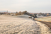 Hügellandschaft bei Possenheim, Iphofen, Kitzingen, Unterfranken, Franken, Bayern, Deutschland, Europa