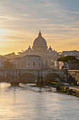 Tiber, Petersdom, UNESCO-Weltkulturerbe, Rom, Latium, Italien, Europa