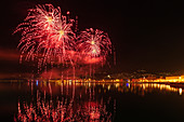 Feuerwerk im Alter Hafen, Sylvester, Triest, Friaul-Julisch Venetien, Italien