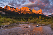 Sunrise and Alpenglow on Mount Lawrence Grassi and Ha Ling Peak in autumn, Canmore, Alberta, Canadian Rockies, Canada, North America
