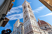Giottos Campanile-Teil des Gebäudekomplexes der Kathedrale von Florenz auf der Piazza del Duomo in Florenz, Italien.