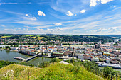 Blick auf die Altstadt von Passau mit Donau und Inn, Niederbayern, Bayern, Deutschland