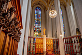Figure of Maria Immaculata; Column chancel above bishop's chair; Roman Anton Boos; 1780; Early classicism; Munich Cathedral