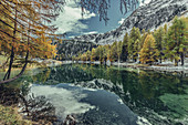 Bergsee in Graubünden, Schweiz, Europa\n