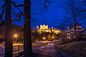 Weg zum Schloss Hohenschwangau am Abend, Schwangau, Allgäu, Bayern, Deutschland