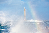 Der Leuchtturm am Cap de la Hague während eines Sturms im Winter.