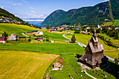 Blick auf Hopperstad Stabkirche, Vikoyri, Norwegen, Skandinavien, Europa