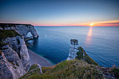 Felsbogen Manneporte an der Alabasterküste bei Étretat, Normandie, Frankreich