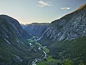 Blick ins Eikesdalen, entlang des Aursjøvegen, More og Romsdal, Norwegen