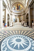 Frankreich, Paris, Quartier Latin, Pantheon (1790) im neoklassizistischen Stil, Gebäude in Form eines griechischen Kreuzes, erbaut von Jacques Germain Soufflot und Jean Baptiste Rondelet