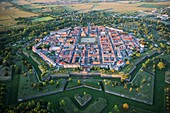 Frankreich, Haut Rhin, Neuf Brisach, befestigt von Vauban, Weltkulturerbe der UNESCO (Luftbild)