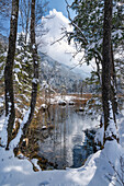 Wintermorgen an den Sieben Quellen, Eschenlohe, Bayern, Deutschland, Europa