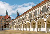 Stallhof in Dresden gehörte zum Baukomplex des Residenzschlosses und diente im 17. Jahrhundert als Schauplatz für große Reitturniere