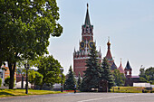 Moskau, Erlöserturm und Basilius-Kathedrale vom Kreml aus gesehen, Moskva, Moskau-Wolga-Kanal, Russland, Europa