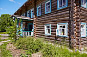 Old Russian farmhouse in the museum village Verkhniye Mandrogi on the river Swir, Middle Swir, Lenin-Volga-Baltic Canal, Leningrad Oblast, Russia, Europe