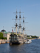frigate<Grace> on Petrovskaja nab. in St. Petersburg, Neva, Russia, Europe