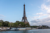 Eiffelturm Paris im Sommer, Frankreich