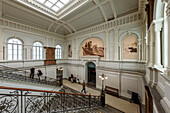 Ateneum-Kunstmuseum, Aufgang innen mit Deckengemälde von Gallen-Kallela, Helsinki, Finnland