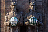 Helsinki Central Station, built by Eliel Saarinen, statues by Emil Wikström, Helsinki, Finland