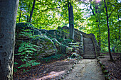 Der Felsengarten Sanspareil, englischer Landschaftsgarten in der oberfränkischen Gemeinde Wonsees im Landkreis Kulmbach, Bayern, Deutschland