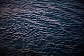 Sea filling format from above, dark